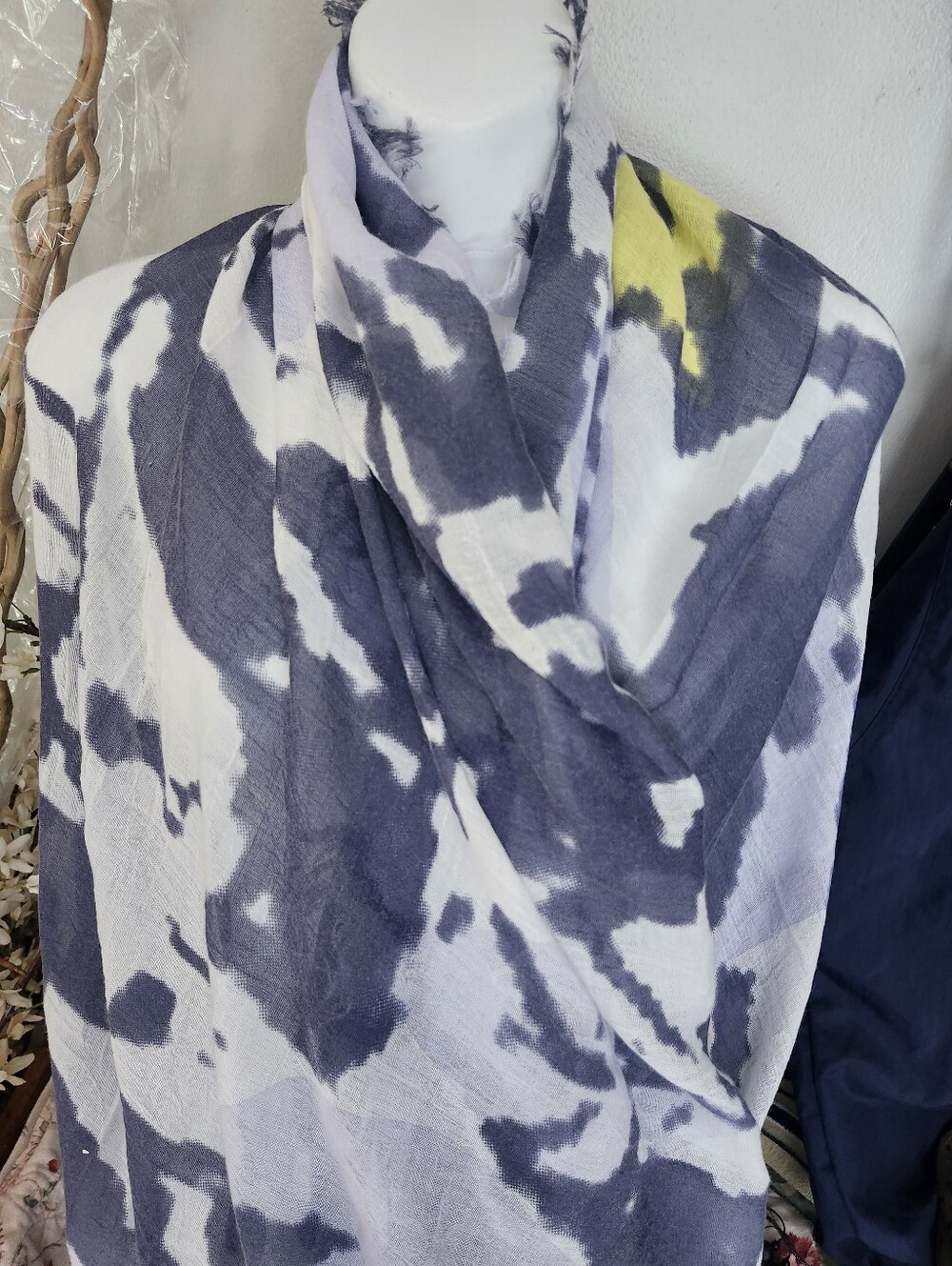 Pretty Persuasions Gray and White Abstract Pattern Scarf/Wrap with Yellow Accent